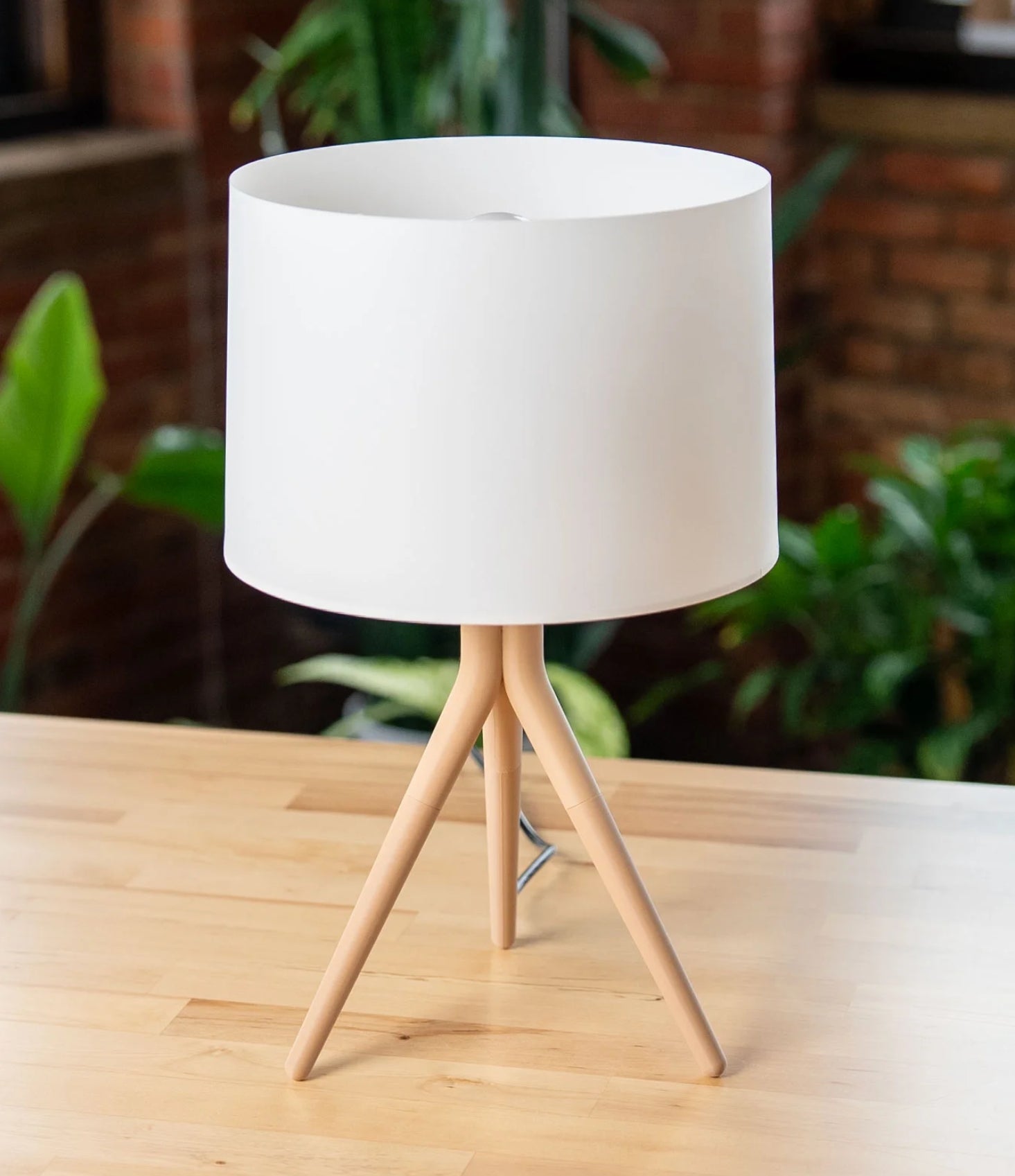 Tripod Lamp